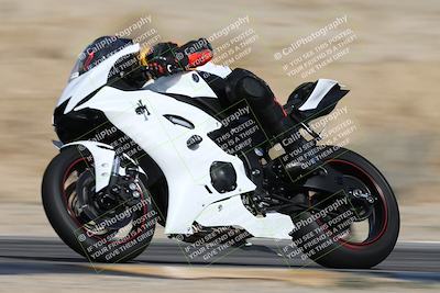 media/Nov-16-2025-Race Pace (Sun) [[8c5fa54630]]/Non Verified Riders (1st 20 Minutes)/2-Turn 10 (1010am)/